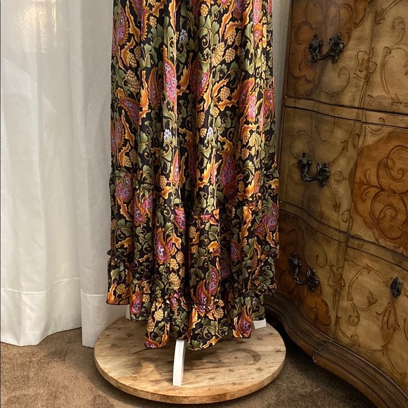 Chelsea & Theodore Pleated Red Green Maxi Skirt - Picture 2 of 13